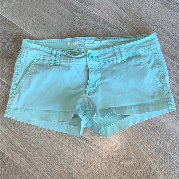 Mossimo low rise shorts Clearance